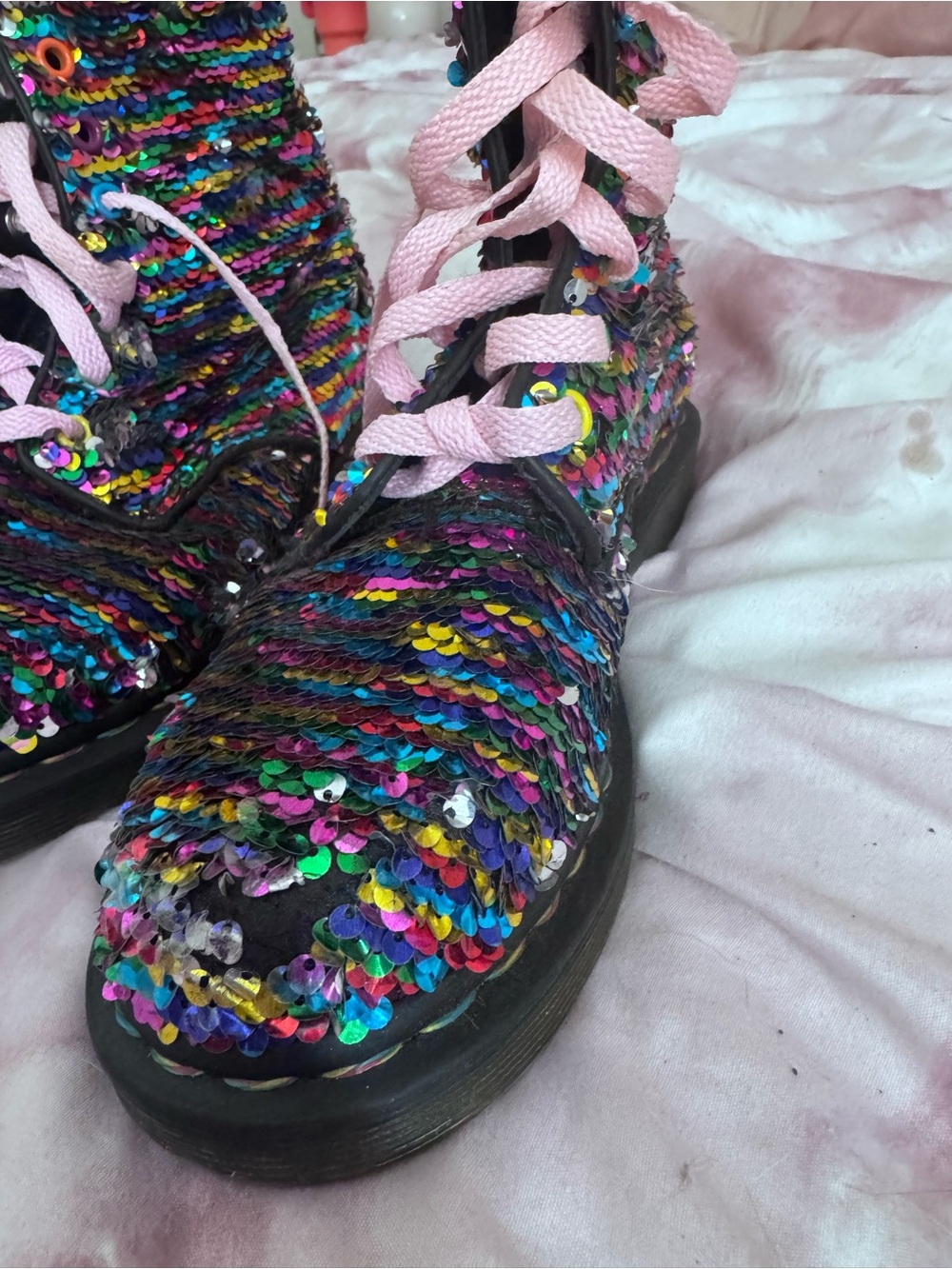 Dr Martens (Doc Martens) Sequin Combat Boots Multi Rainbow to Silver flip sequin - Picture 9 of 10
